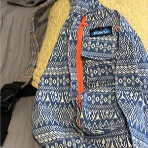 KAVU Blue and White Patterned Bag